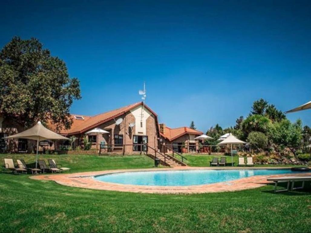 Leisure Time Rentals - Qwantani Resort Harrismith Exterior photo